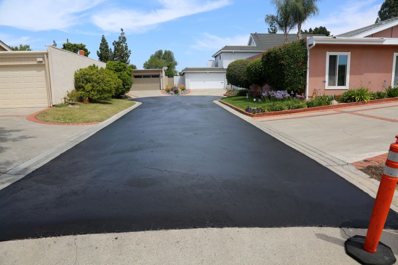 Tar Driveway Sealing in Fort Myers, FL